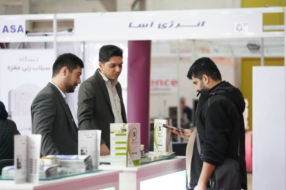 گزارش تصویری حضور آزمایشگاه جویا بهنود در نمایشگاه ایران‌ساخت